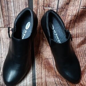 Dr. Scholl's Sleek Black Ankle Boots